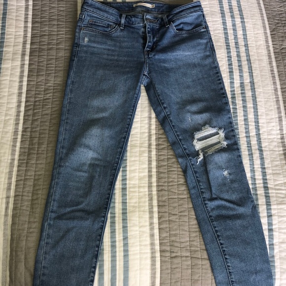 Levi’s 711 Skinny Jeans - Picture 2 of 2